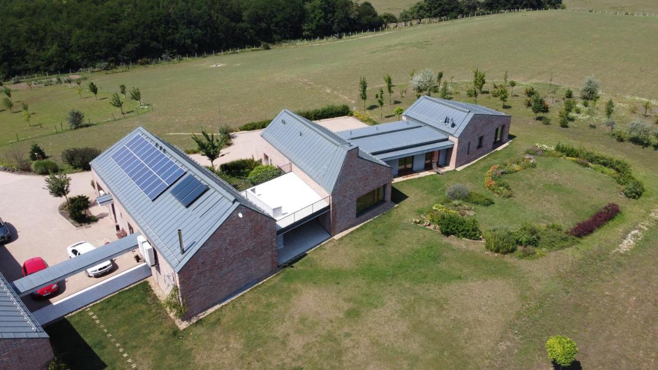 Oeregtoelgy Vendeghaz Villa Szár Exterior photo